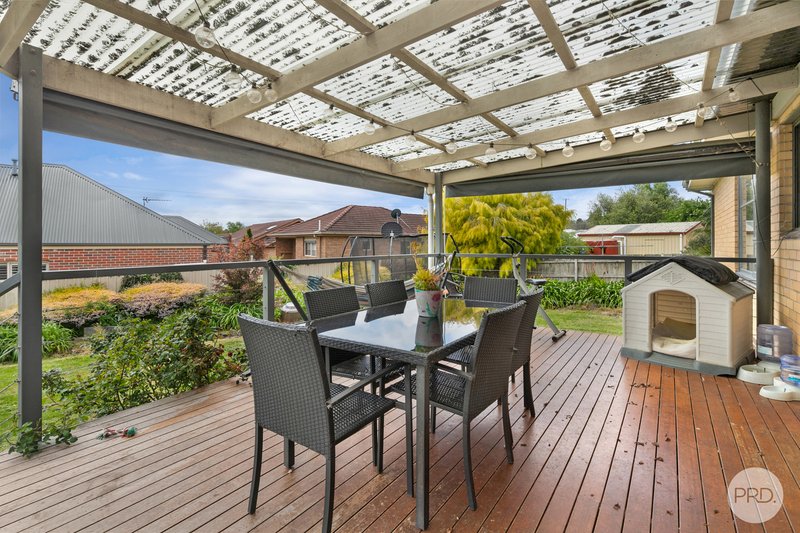 Photo - 4 Mitchell Court, Soldiers Hill VIC 3350 - Image 12