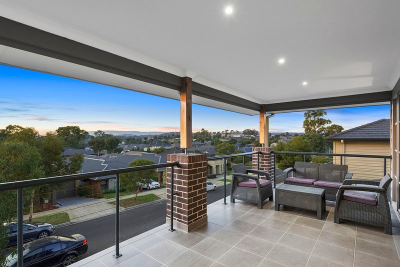 Photo - 4 Mollison Drive, Doreen VIC 3754 - Image 7