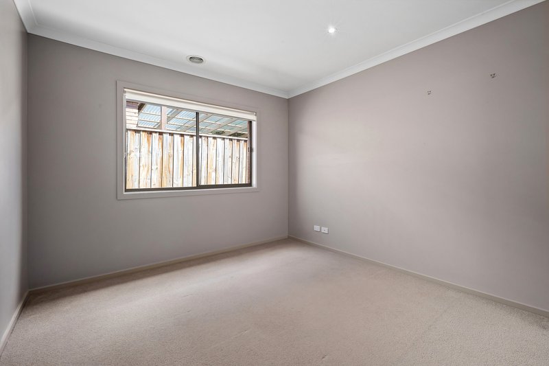 Photo - 4 Monaghan Way, Lalor VIC 3075 - Image 14