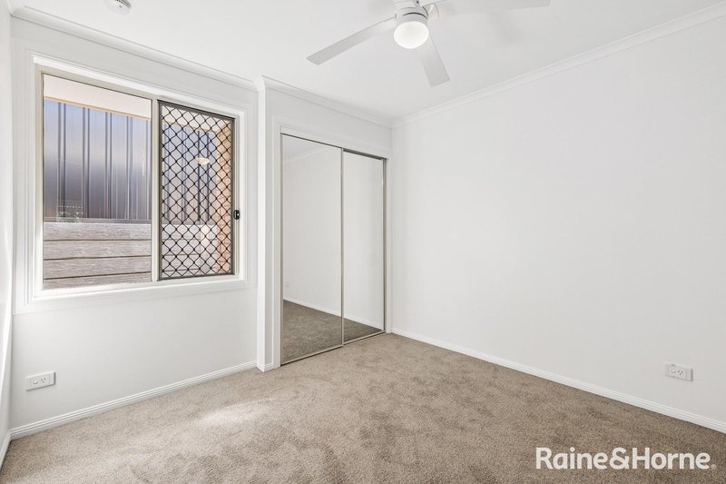 Photo - 4 Monarch Court, Kallangur QLD 4503 - Image 15