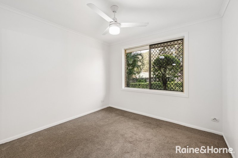 Photo - 4 Monarch Court, Kallangur QLD 4503 - Image 16