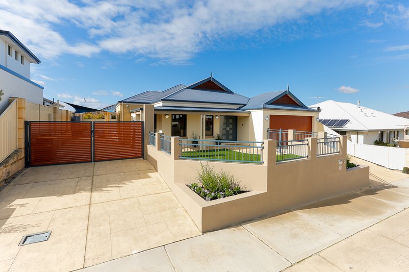 4 Moonraker Road, Jindalee WA 6036