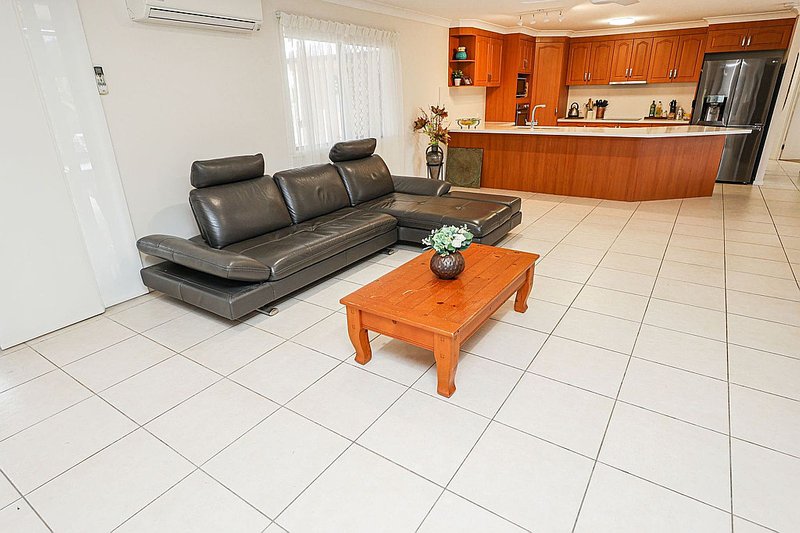 Photo - 4 Moore Close, Hatton Vale QLD 4341 - Image 5