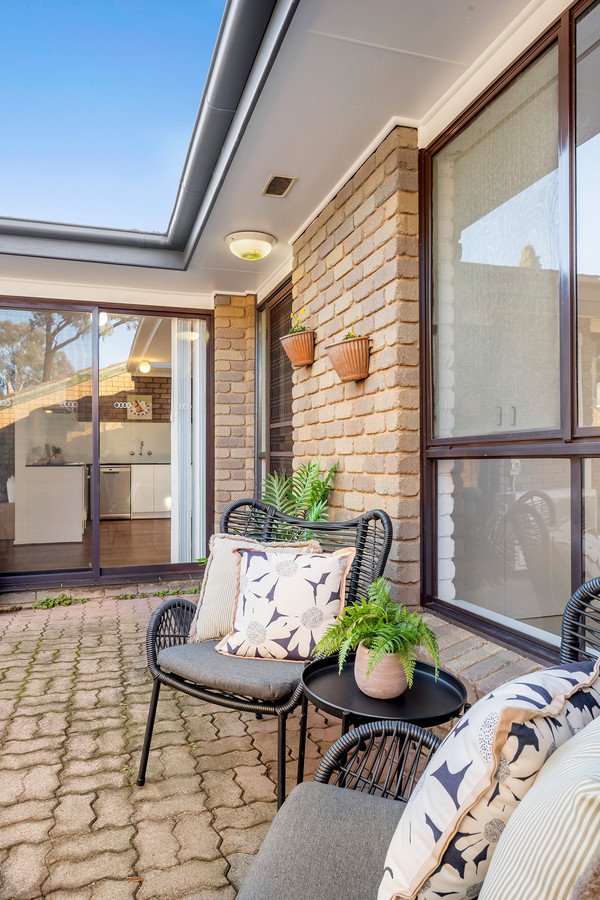 Photo - 4 Moorehead Place, Latham ACT 2615 - Image 16