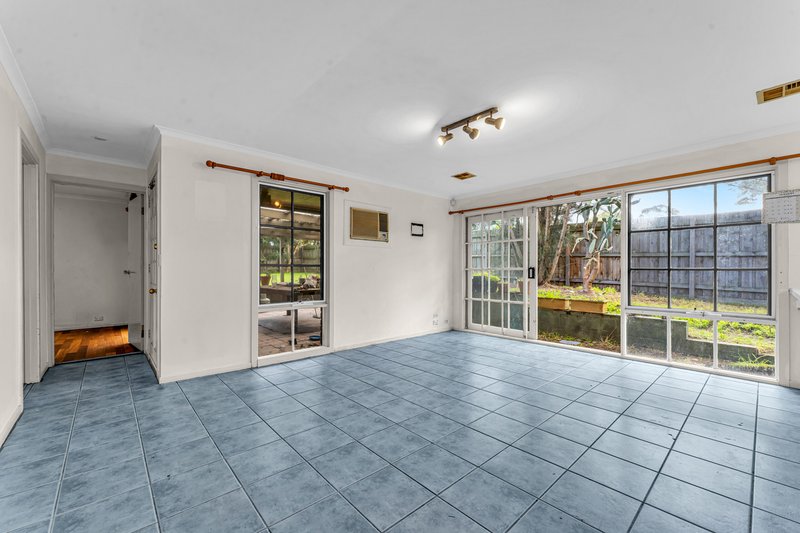 Photo - 4 Moorhen Crescent, Carrum Downs VIC 3201 - Image 6
