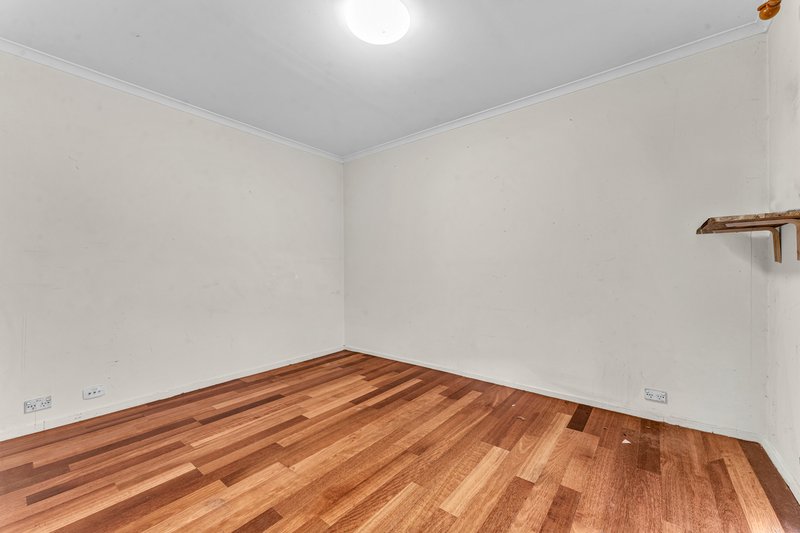 Photo - 4 Moorhen Crescent, Carrum Downs VIC 3201 - Image 8