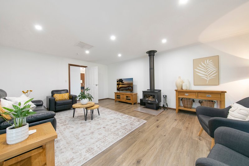 Photo - 4 Morony Drive, Gawler Belt SA 5118 - Image 11