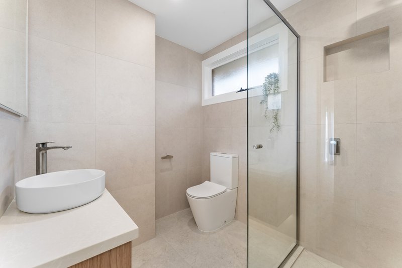 Photo - 4 Mosig Court, Hampton Park VIC 3976 - Image 6