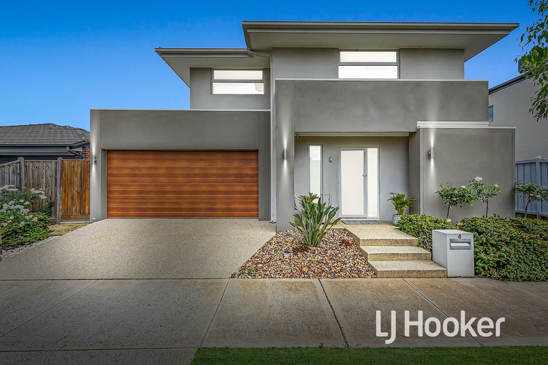 4 Mossey Crescent, Cranbourne East VIC 3977