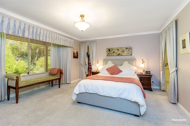 Photo - 4 Mount Dale View, Roleystone WA 6111 - Image 6