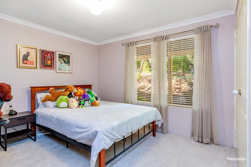 Photo - 4 Mount Dale View, Roleystone WA 6111 - Image 10