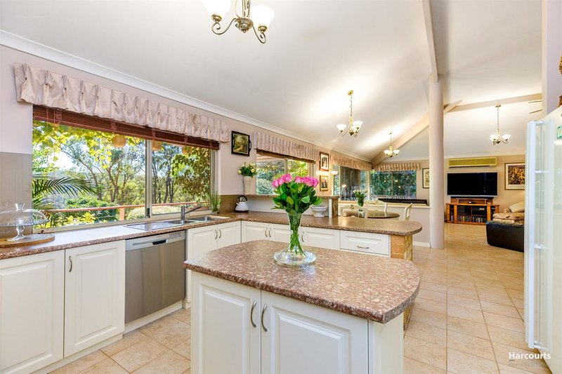 Photo - 4 Mount Dale View, Roleystone WA 6111 - Image 12
