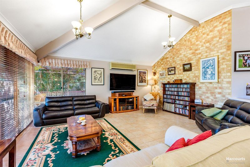Photo - 4 Mount Dale View, Roleystone WA 6111 - Image 17