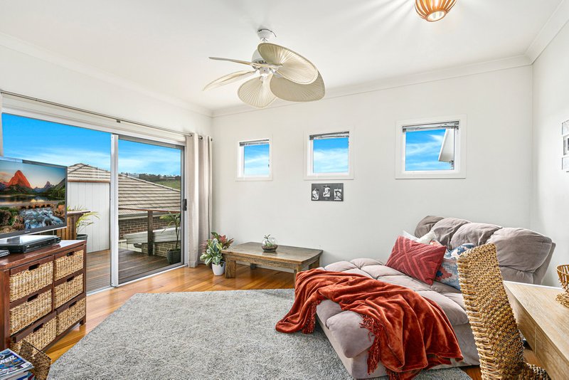 Photo - 4 Muirfield Avenue, Shell Cove NSW 2529 - Image 4