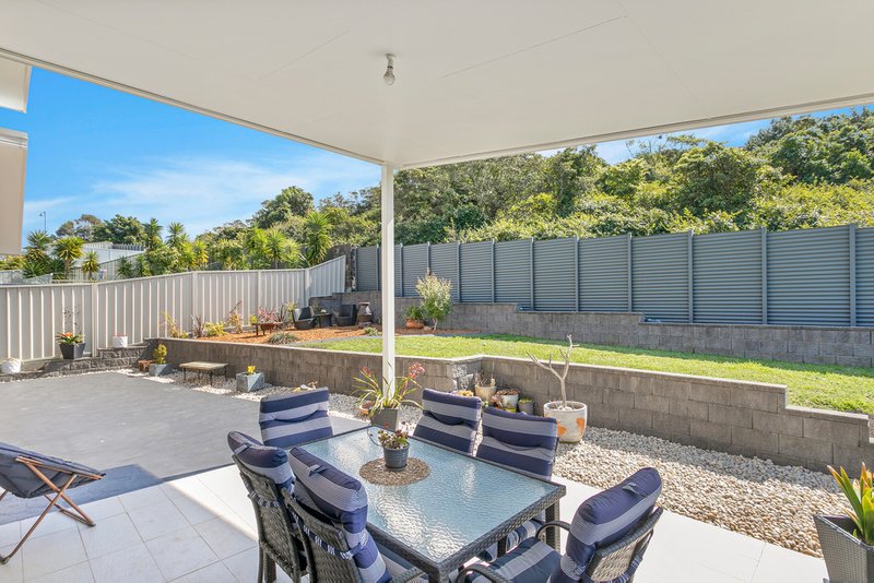 Photo - 4 Muirfield Avenue, Shell Cove NSW 2529 - Image 11