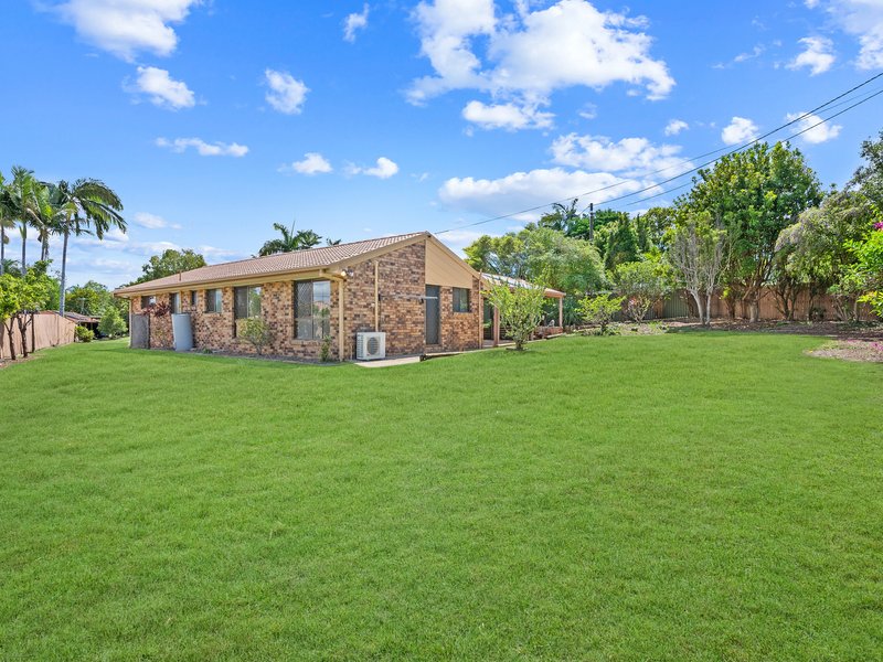 Photo - 4 Muirhead Court, Victoria Point QLD 4165 - Image 4