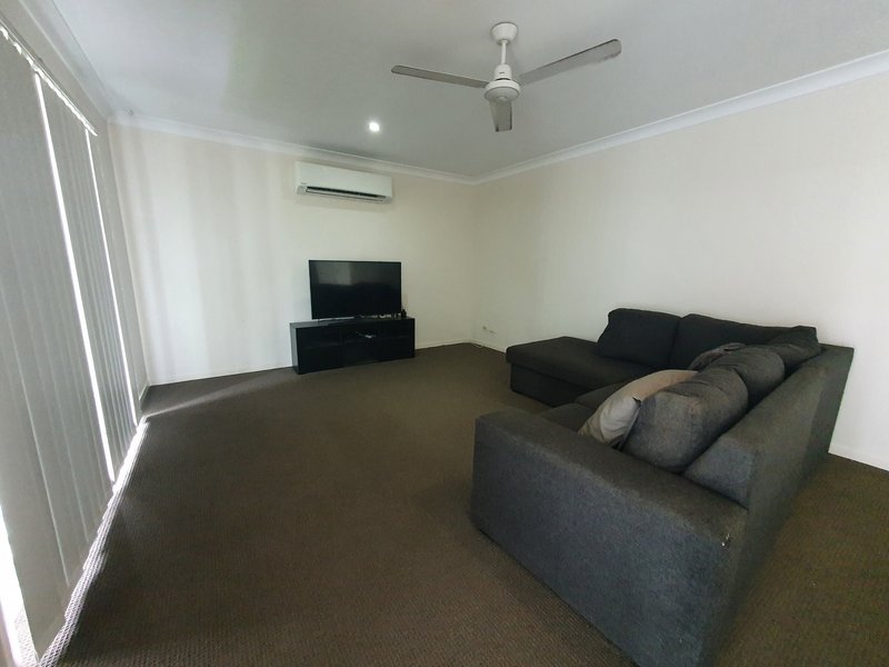 Photo - 4 Mulberry Circuit, Ayr QLD 4807 - Image 6