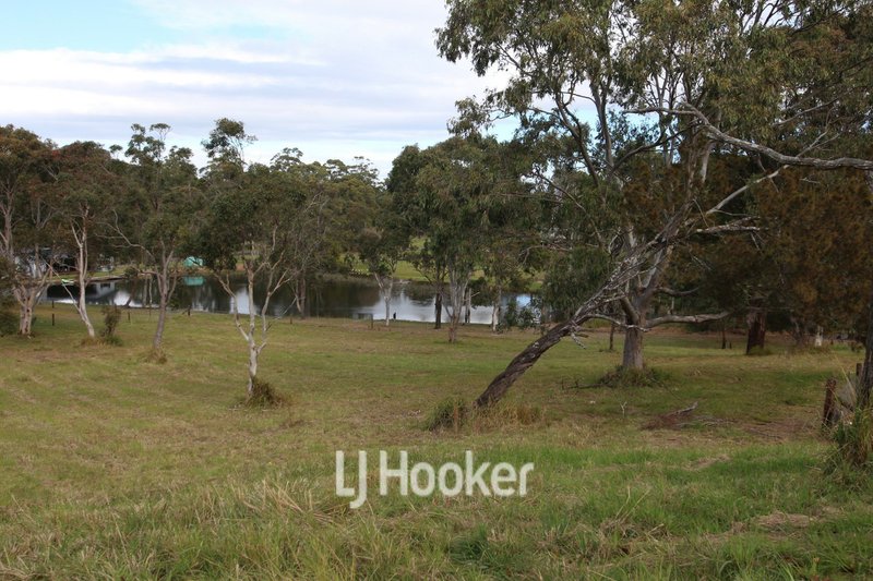 Photo - 4 Muree Court, Hallidays Point NSW 2430 - Image 2