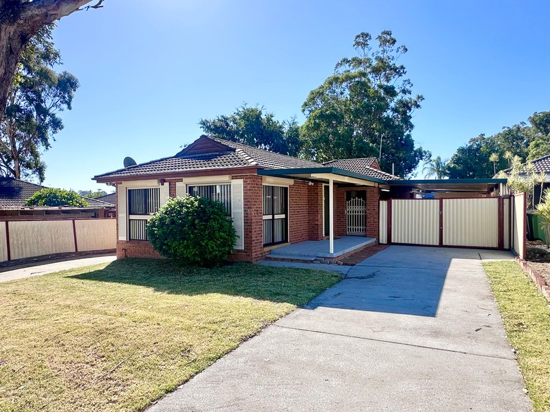 Photo - 4 Murrumbidgee Street, Bossley Park NSW 2176 - Image 1