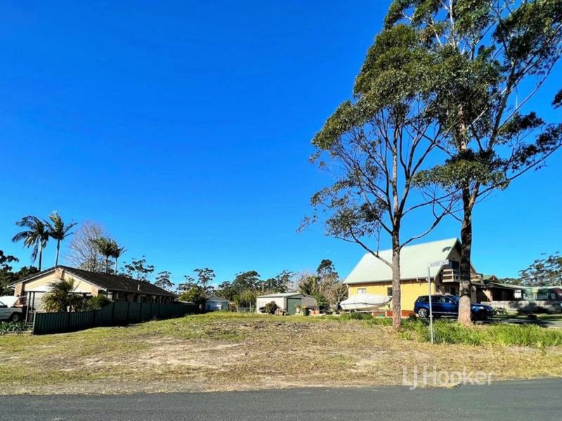 4 Mustang Drive, Sanctuary Point NSW 2540