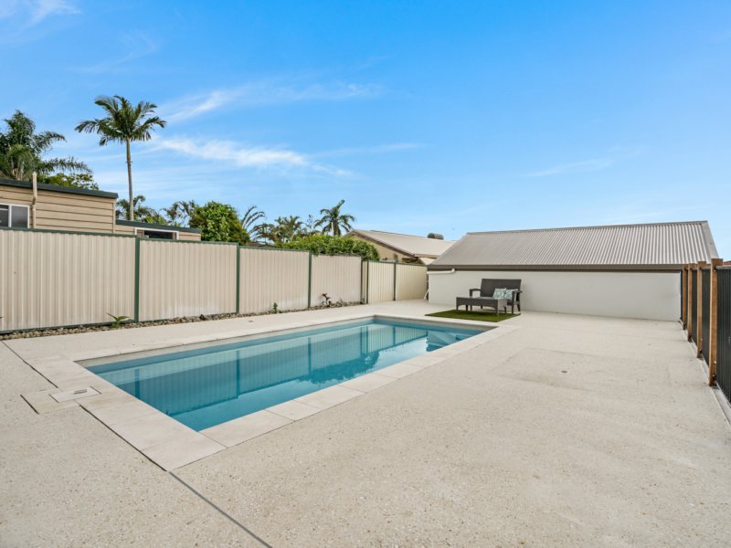 Photo - 4 Muston Court, Carrara QLD 4211 - Image 13