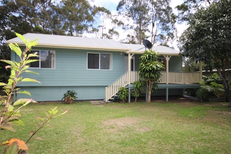 Photo - 4 Myla Road, Landsborough QLD 4550 - Image 12