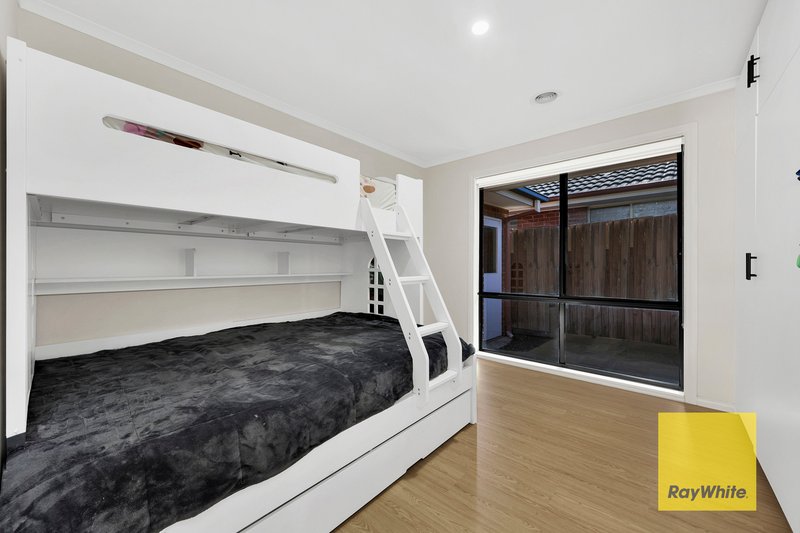 Photo - 4 Myna Street, Epping VIC 3076 - Image 15