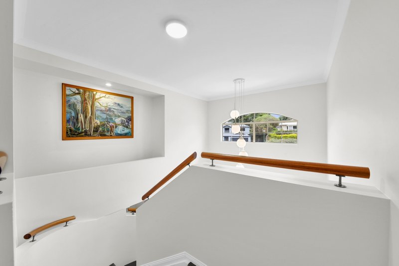 Photo - 4 Myrtle Place, Albany Creek QLD 4035 - Image 11