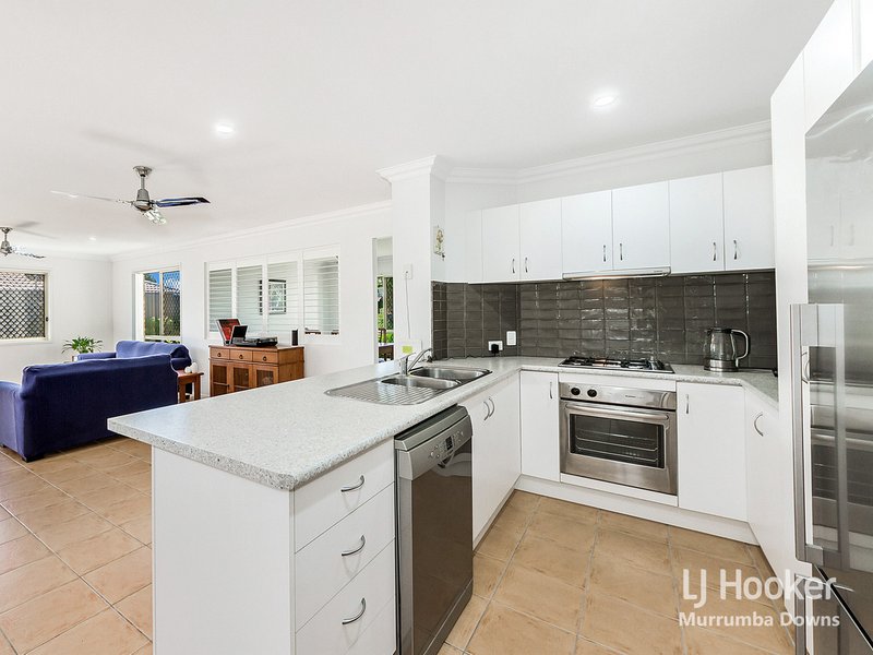 Photo - 4 Namoi Court, Murrumba Downs QLD 4503 - Image 3