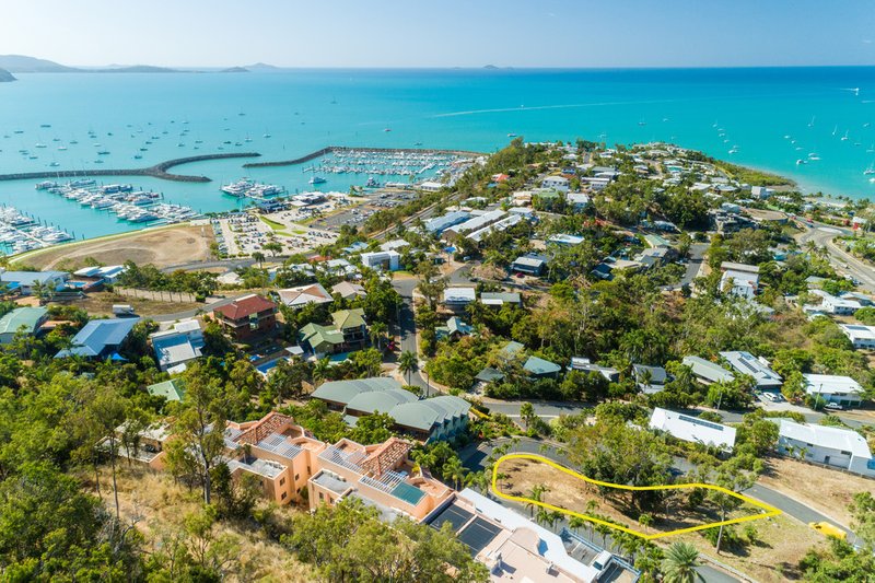 4 Nara Avenue, Airlie Beach QLD 4802