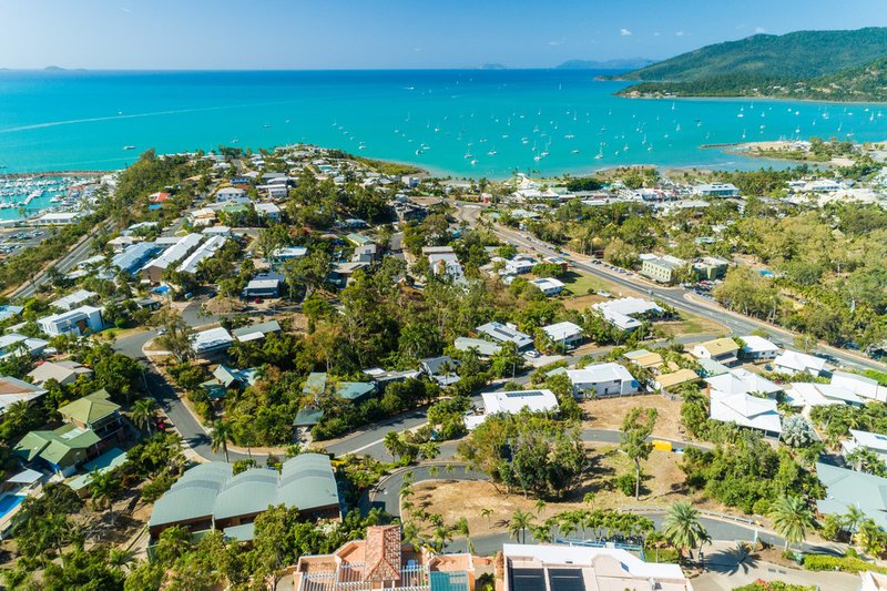 Photo - 4 Nara Avenue, Airlie Beach QLD 4802 - Image 9