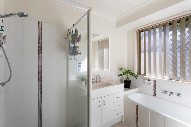 Photo - 4 Natone Street, Rothwell QLD 4022 - Image 9