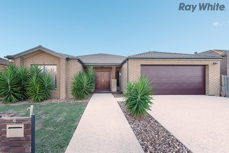 4 Nauru Court, Taylors Hill VIC 3037