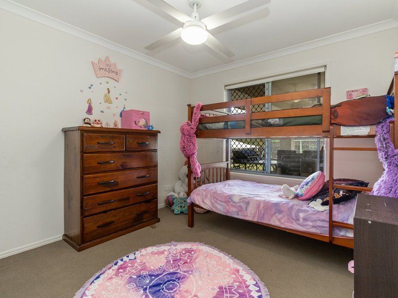 Photo - 4 Navickas Circuit, Redbank Plains QLD 4301 - Image 13