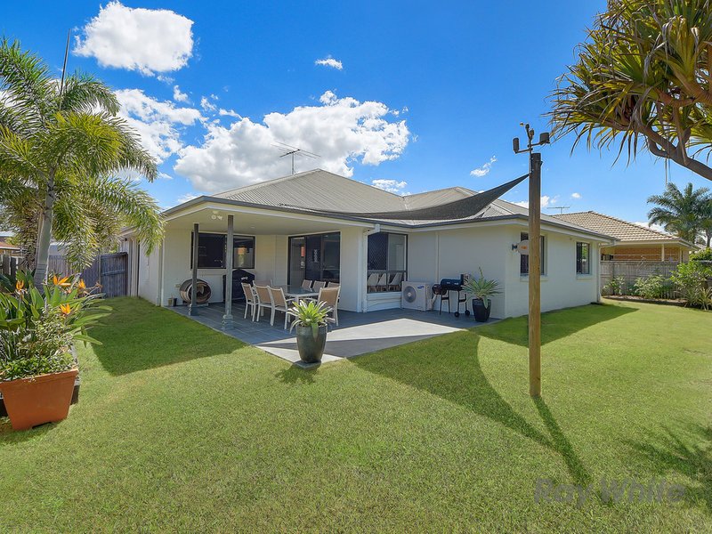 Photo - 4 Neales Street, Murrumba Downs QLD 4503 - Image 10