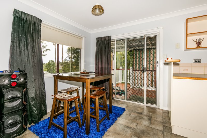 Photo - 4 Nerine Street, Kingston QLD 4114 - Image 2