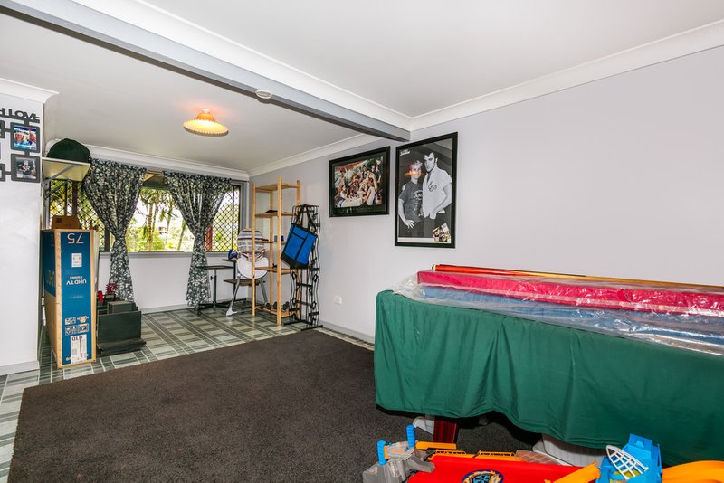 Photo - 4 Nerine Street, Kingston QLD 4114 - Image 10