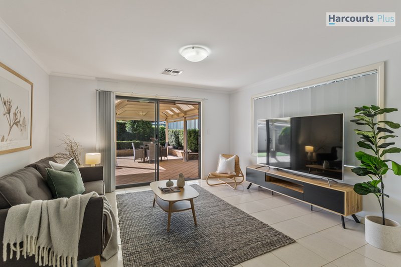 4 Nevarc Mews, Hallett Cove SA 5158