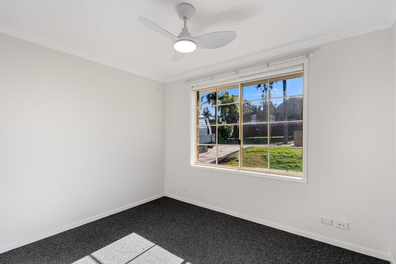 Photo - 4 Neville Close, Bateau Bay NSW 2261 - Image 7