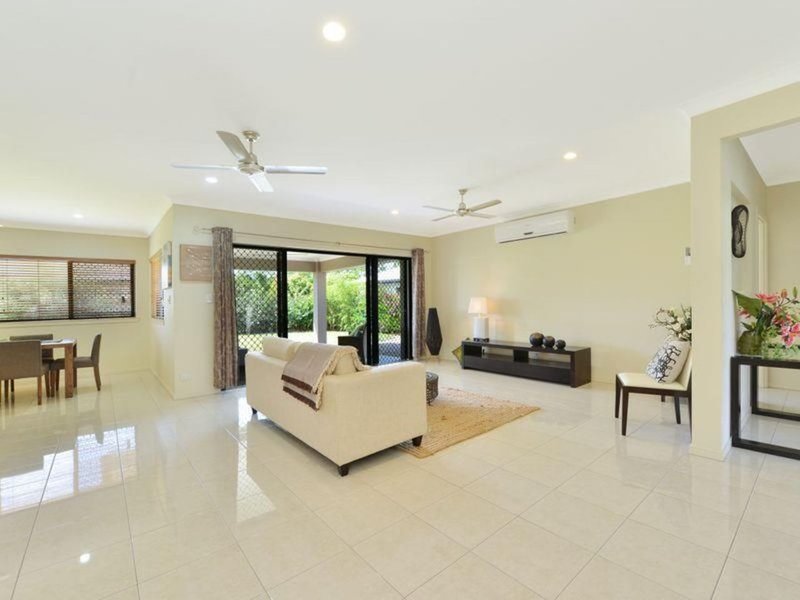 Photo - 4 Newberry Street, Smithfield QLD 4878 - Image 2