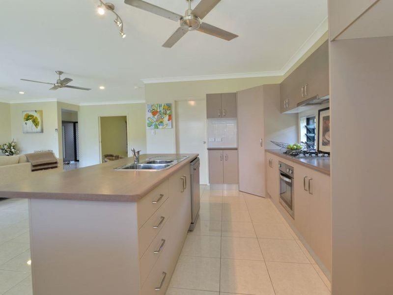 Photo - 4 Newberry Street, Smithfield QLD 4878 - Image 7