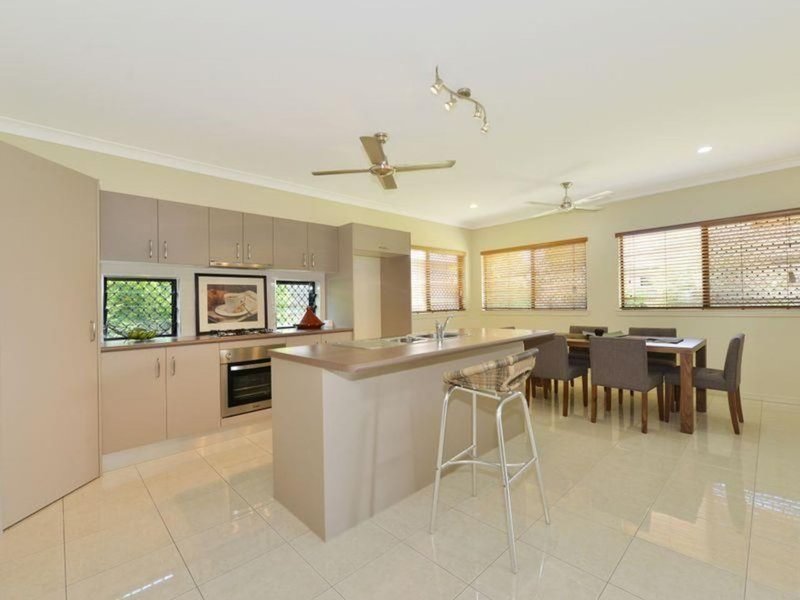 Photo - 4 Newberry Street, Smithfield QLD 4878 - Image 10