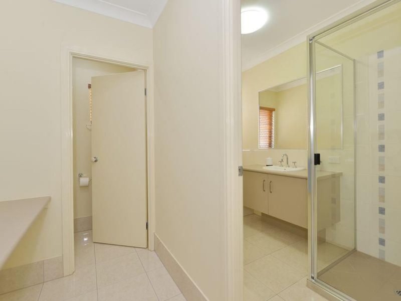 Photo - 4 Newberry Street, Smithfield QLD 4878 - Image 11