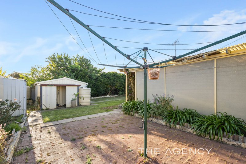 Photo - 4 Newcombe Way, Padbury WA 6025 - Image 25