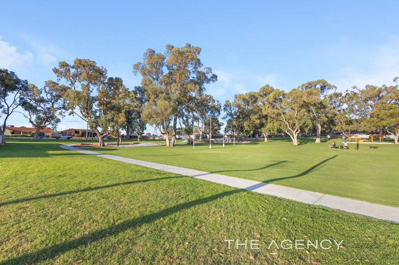 Photo - 4 Newcombe Way, Padbury WA 6025 - Image 30