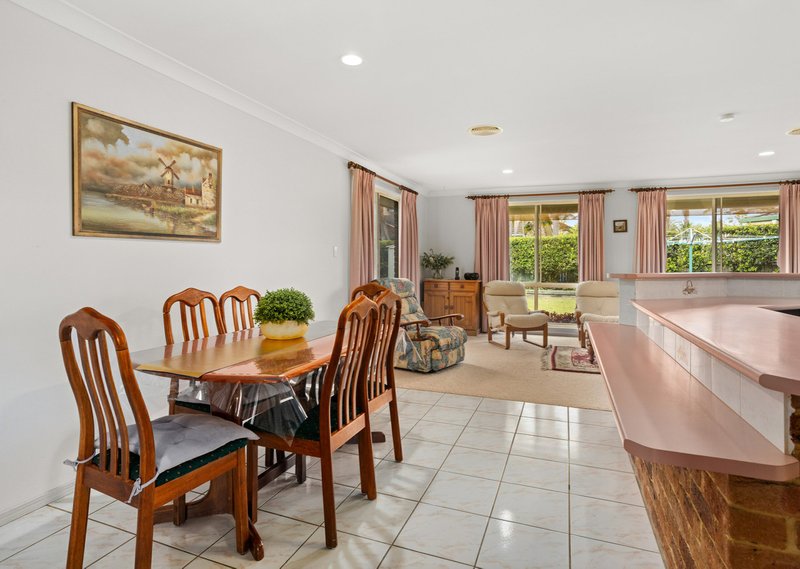 Photo - 4 Newlan Court, Old Bar NSW 2430 - Image 5