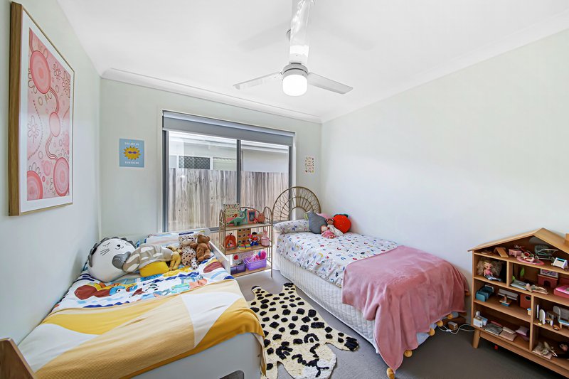 Photo - 4 Newry Street, Mountain Creek QLD 4557 - Image 7