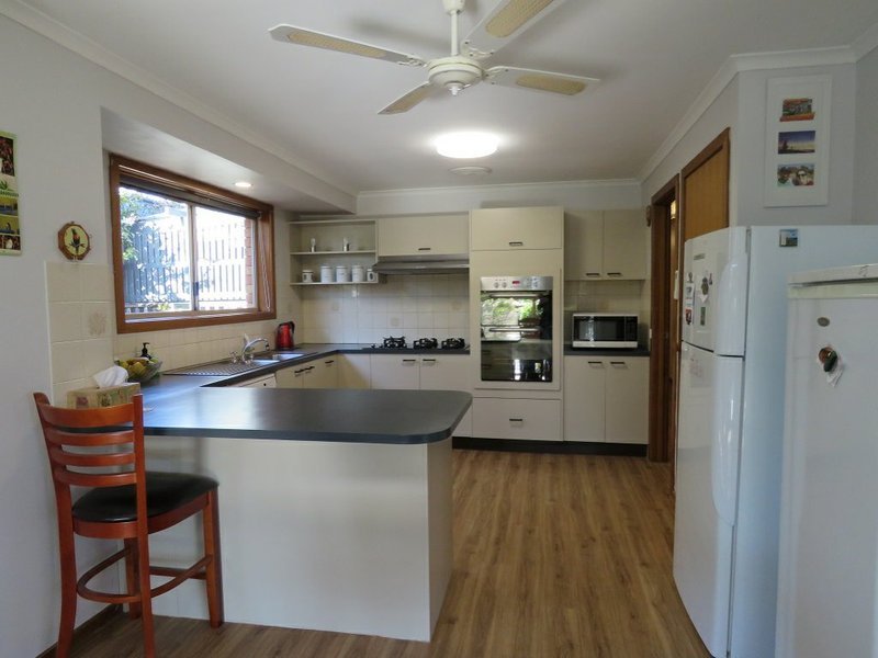 Photo - 4 Newton Close, Paynesville VIC 3880 - Image 2