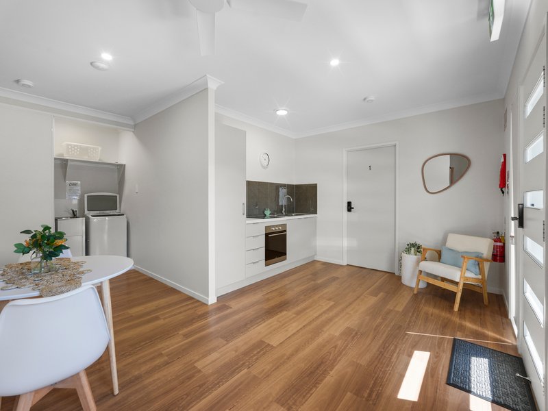 Photo - 4 Ngoro Road, Slacks Creek QLD 4127 - Image 4
