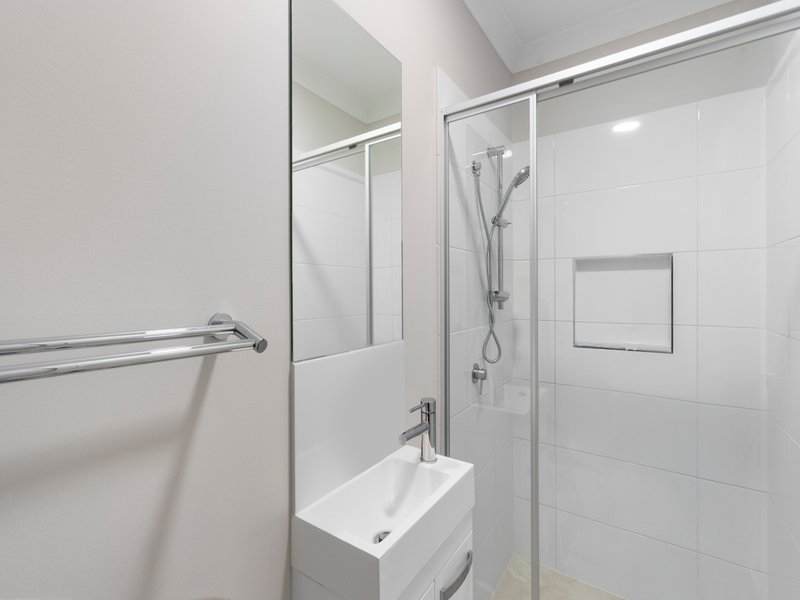 Photo - 4 Ngoro Road, Slacks Creek QLD 4127 - Image 17